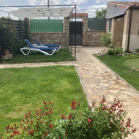 El Mirador De La Sierra Y Casa Rosmari Uruenas