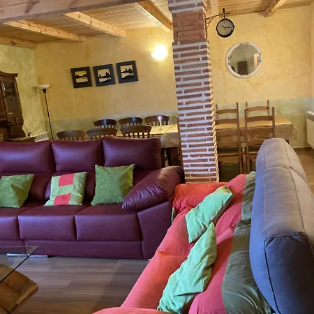 El Mirador De La Sierra Y Casa Rosmari Uruenas