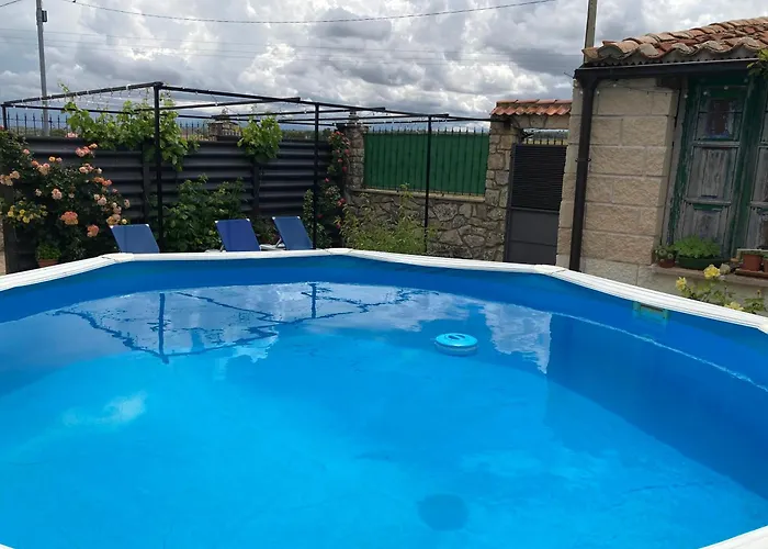 El Mirador De La Sierra Y Casa Rosmari Séjour à la campagne Uruenas