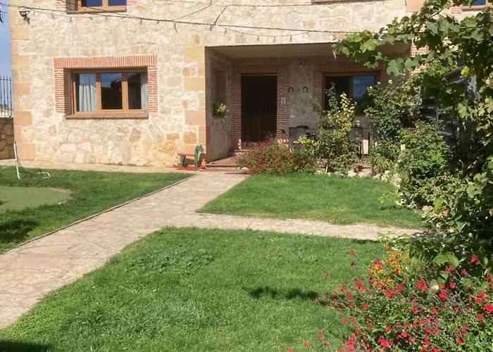 Casa rural El Mirador De La Sierra Y Casa Rosmari Uruenas